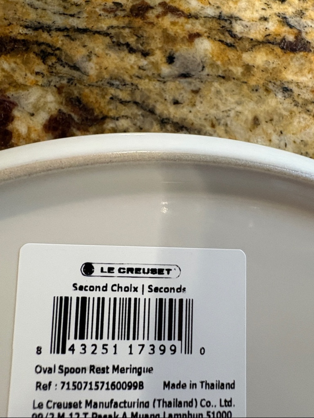 Le Creuset Cream Stoneware Oval Spoon Rest, Meringue - Picture 8 of 9